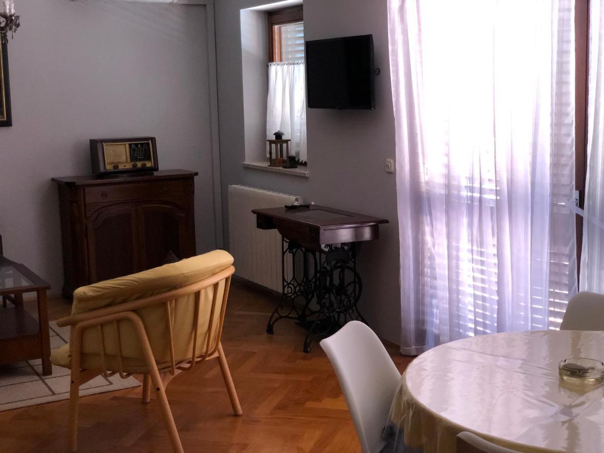 Apartmani Dubasnica มาลินสกา ภายนอก รูปภาพ
