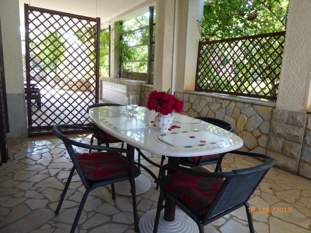 Apartmani Dubasnica มาลินสกา ภายนอก รูปภาพ
