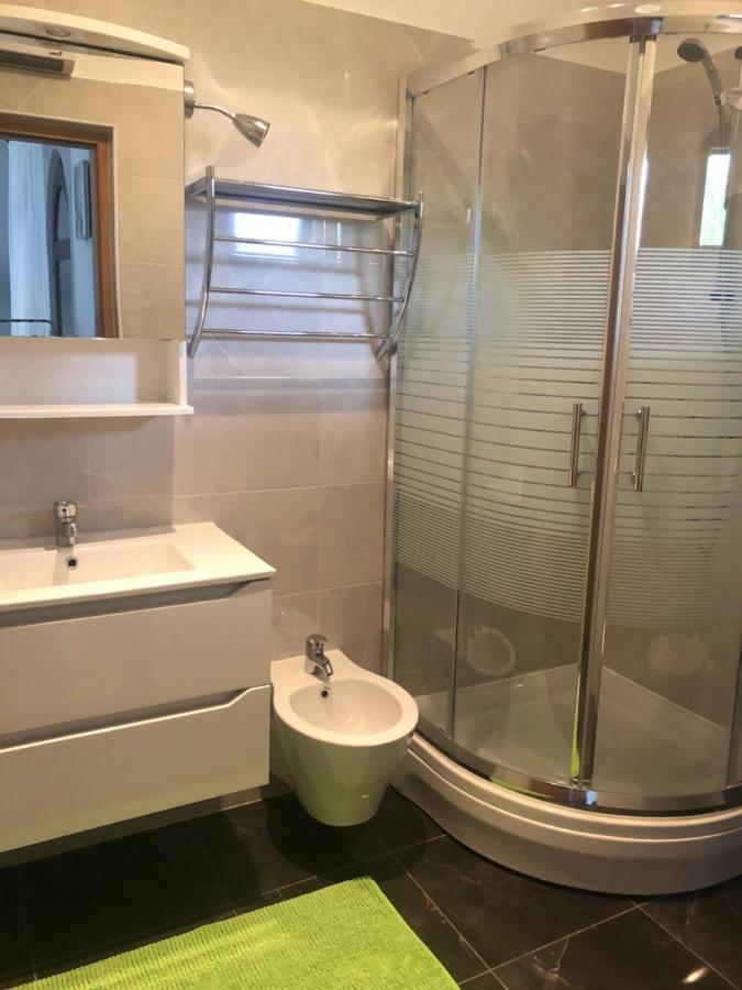 Apartmani Dubasnica มาลินสกา ภายนอก รูปภาพ